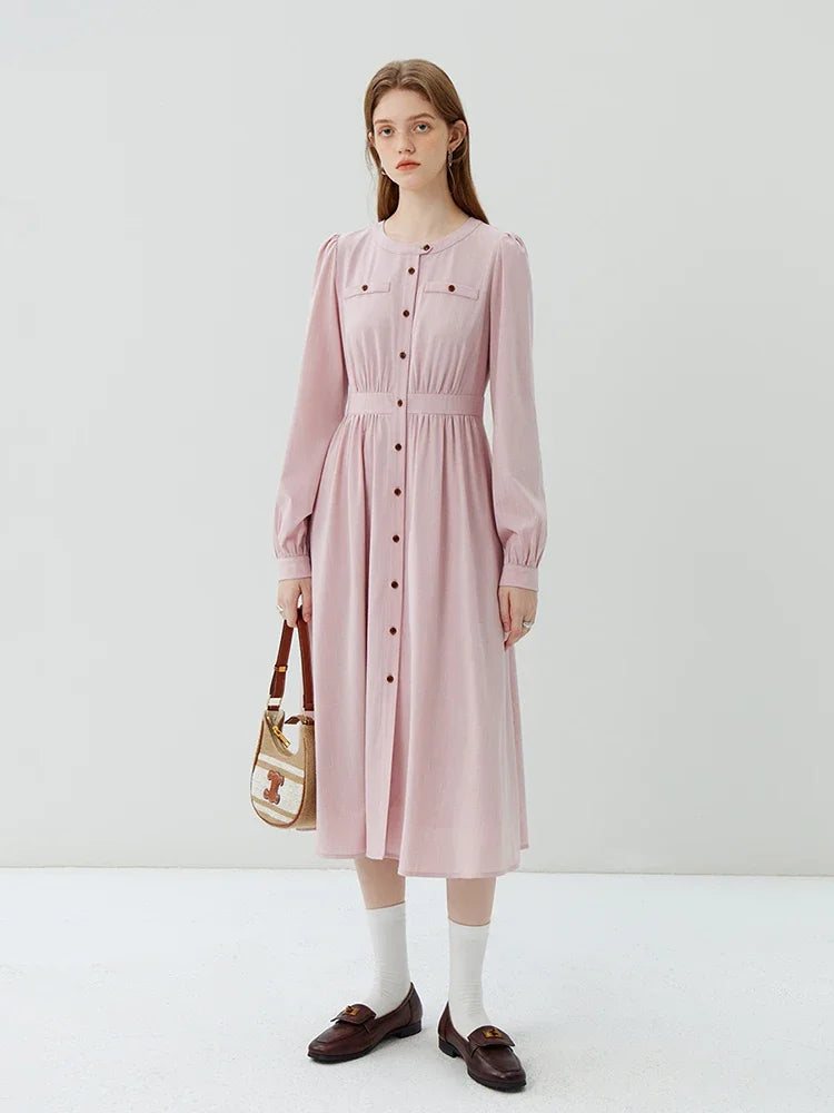 Sophisticated Style: Elegant Commuter Dress