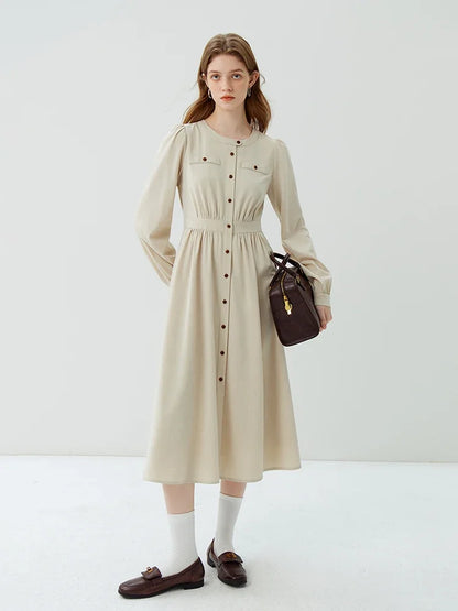 Sophisticated Style: Elegant Commuter Dress