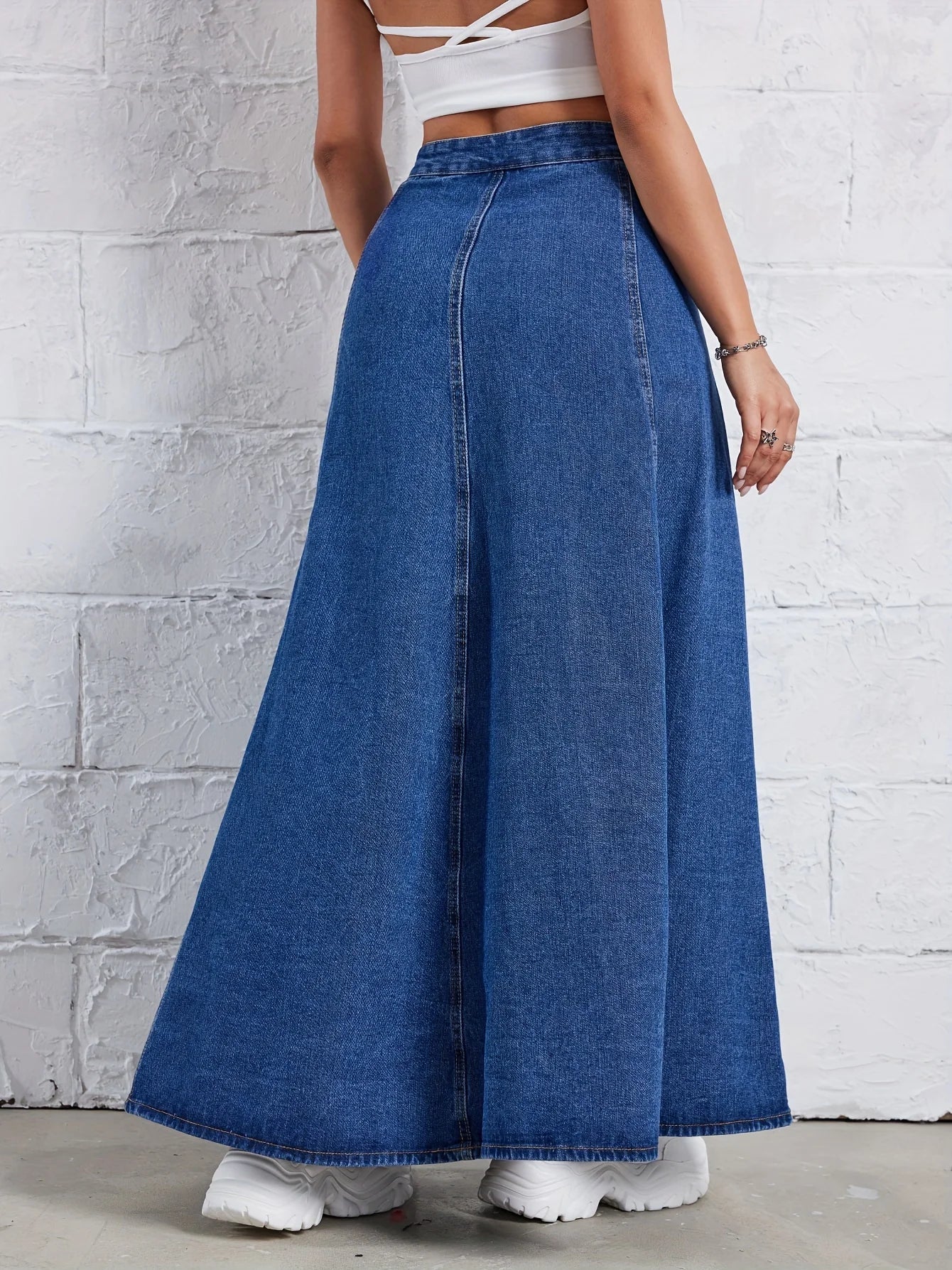 Western Flair: Slimming A-Line Long Denim Skirt for Women