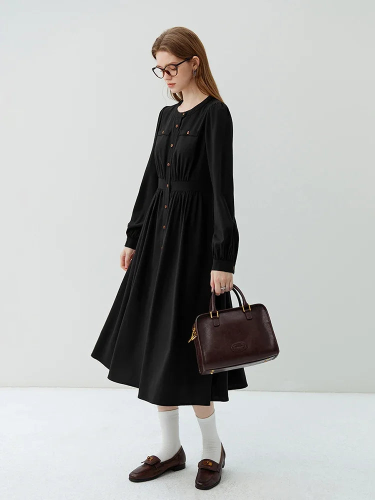 Sophisticated Style: Elegant Commuter Dress