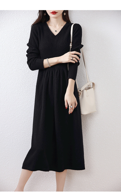 Cozy Chic: 100% Wool Knitted Winter Dress