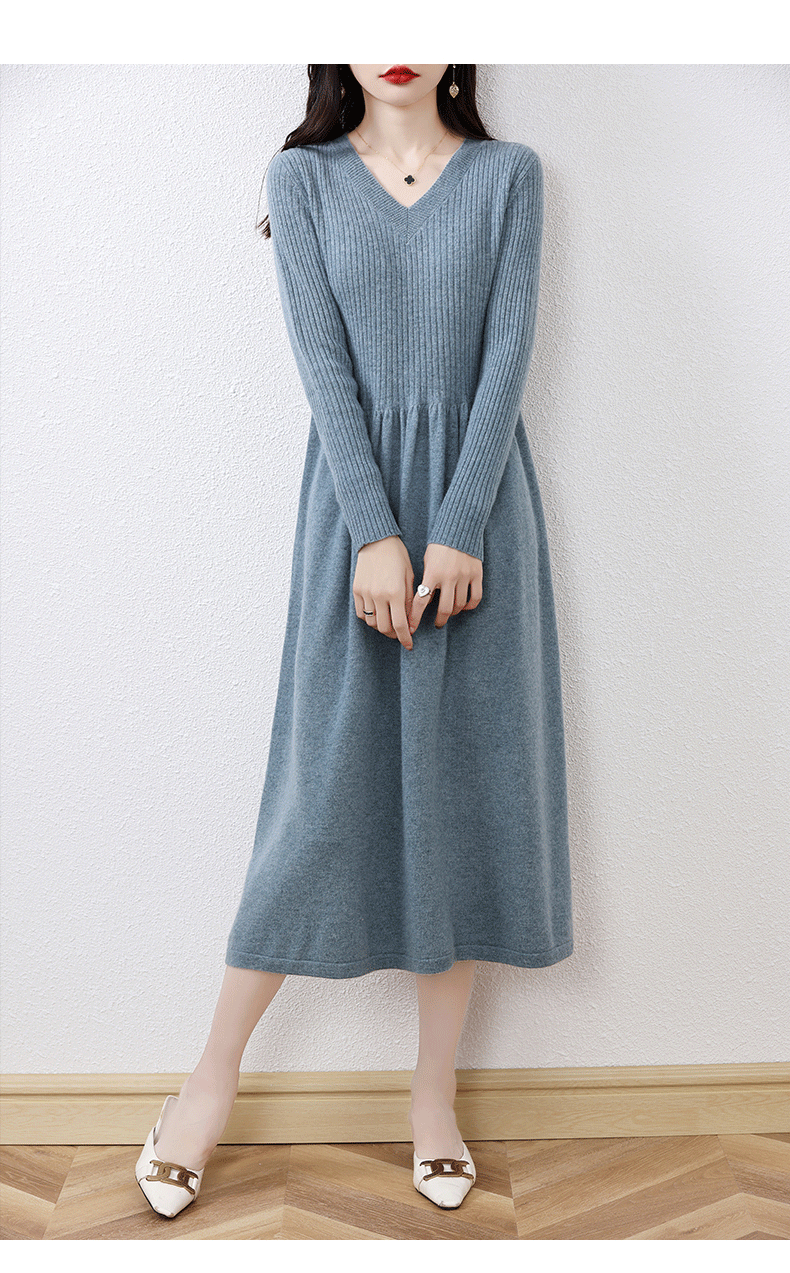 Cozy Chic: 100% Wool Knitted Winter Dress