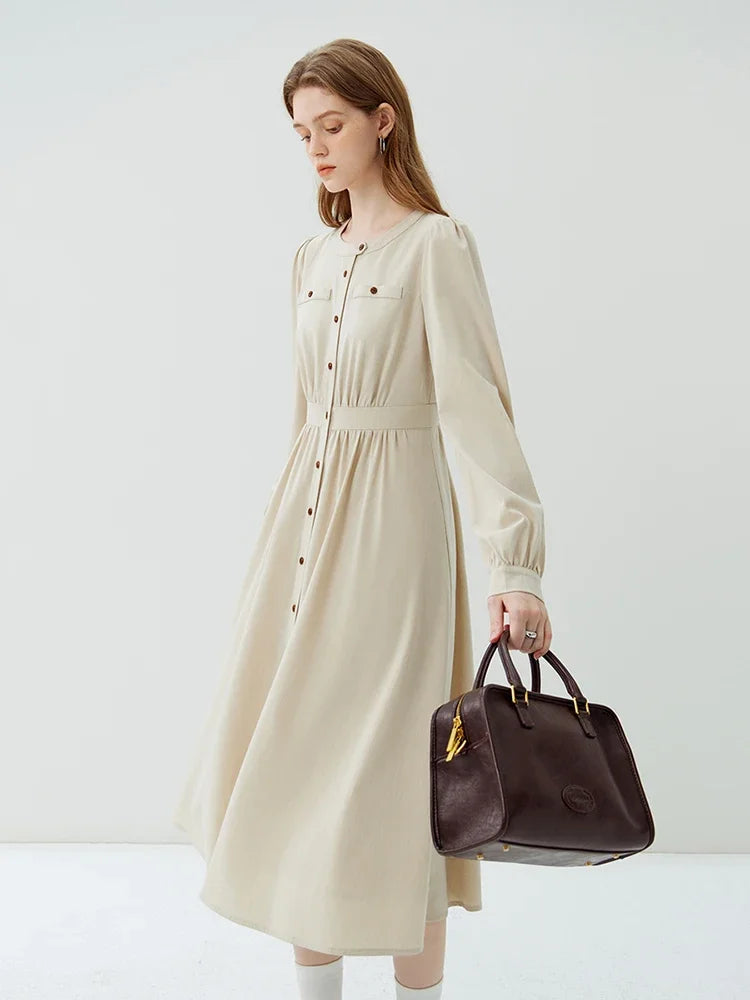 Sophisticated Style: Elegant Commuter Dress