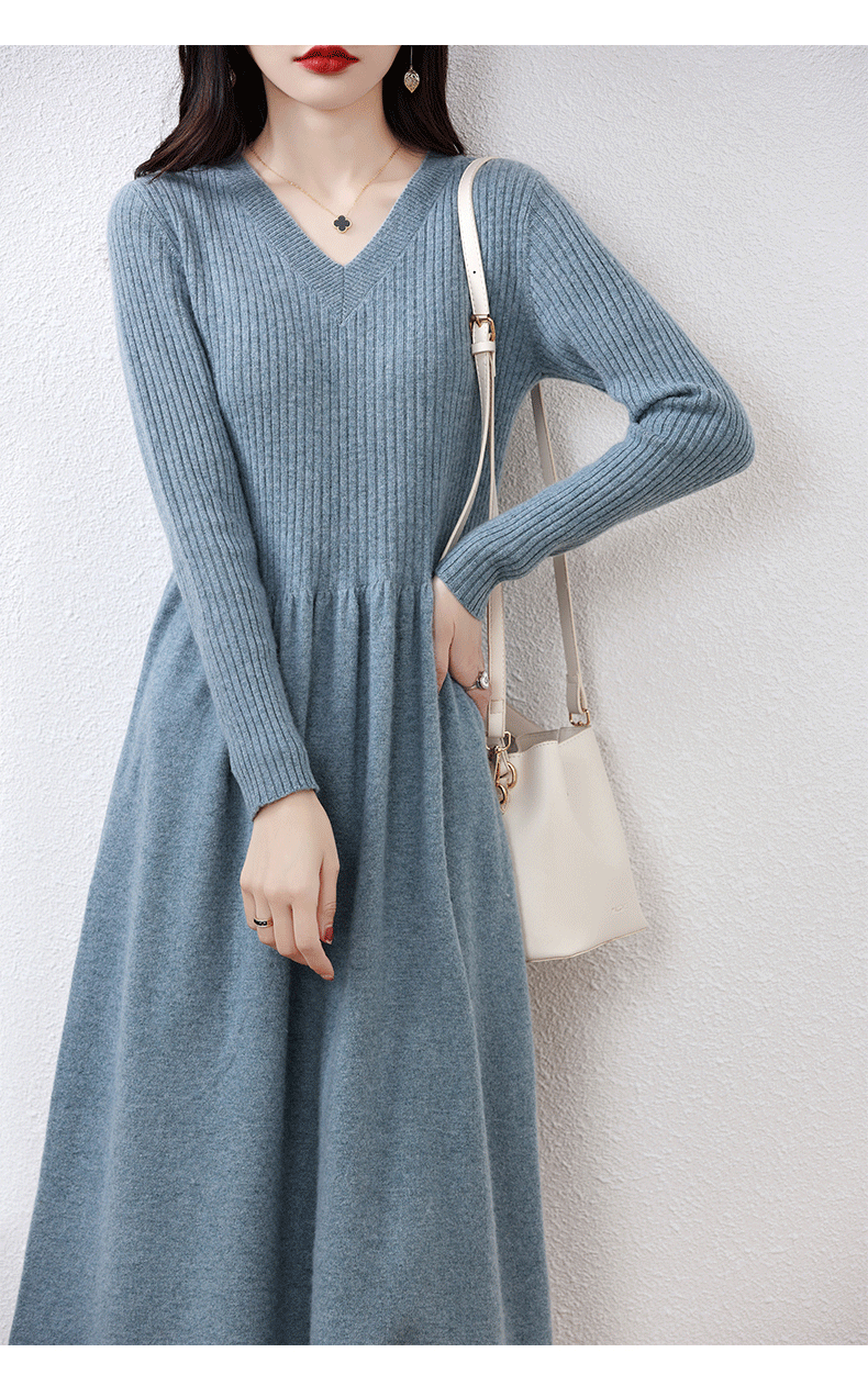 Cozy Chic: 100% Wool Knitted Winter Dress