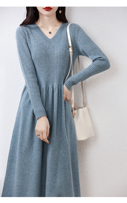 Cozy Chic: 100% Wool Knitted Winter Dress